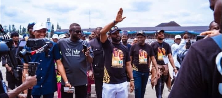 seyi tinubu hailed